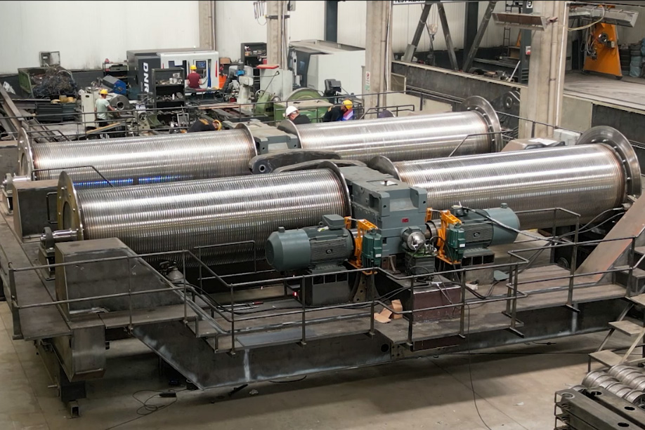 Process crane structure